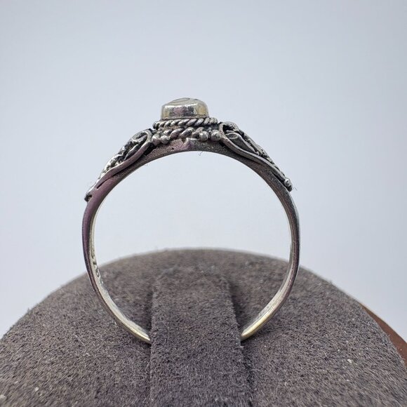 VTG Sterling Silver 925 Black & White Enamel Yin Yang Design Ring Size 7.75 - Picture 3 of 7